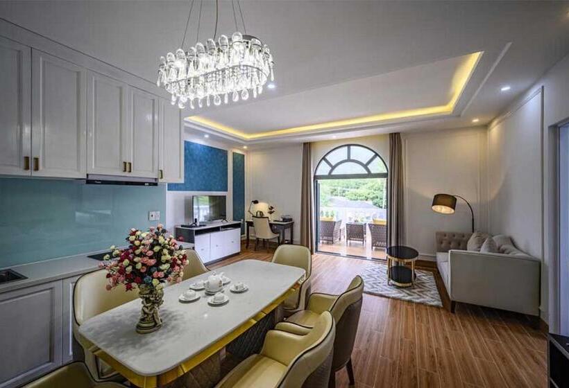 استودیوی استاندارد با چشم‌انداز دریا, Seaside Boutique Resort Quy Nhon