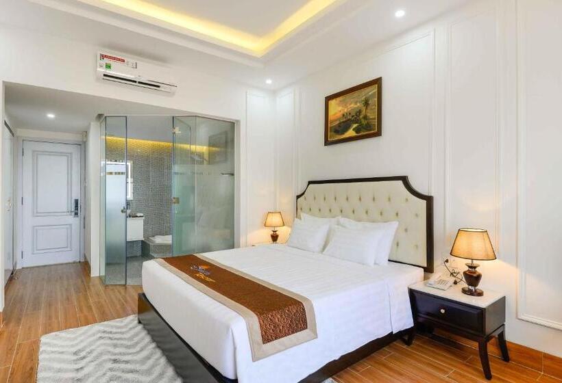 اتاق اجرایی با چشم‌انداز دریا, Seaside Boutique Resort Quy Nhon