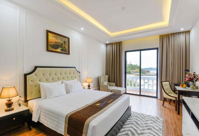 اتاق اجرایی با چشم‌انداز دریا, Seaside Boutique Resort Quy Nhon