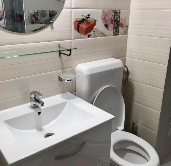 اتاق استاندارد با بالکن, Fast Airport Accomodation