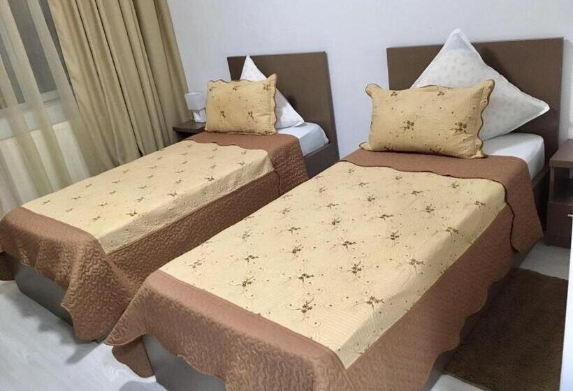 اتاق استاندارد با بالکن, Fast Airport Accomodation