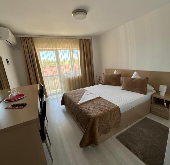 اتاق لوکس با بالکن, Fast Airport Accomodation