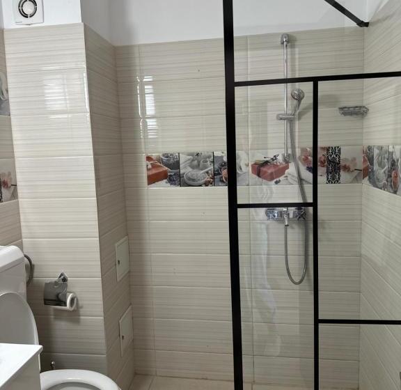 اتاق استاندارد با بالکن, Fast Airport Accomodation