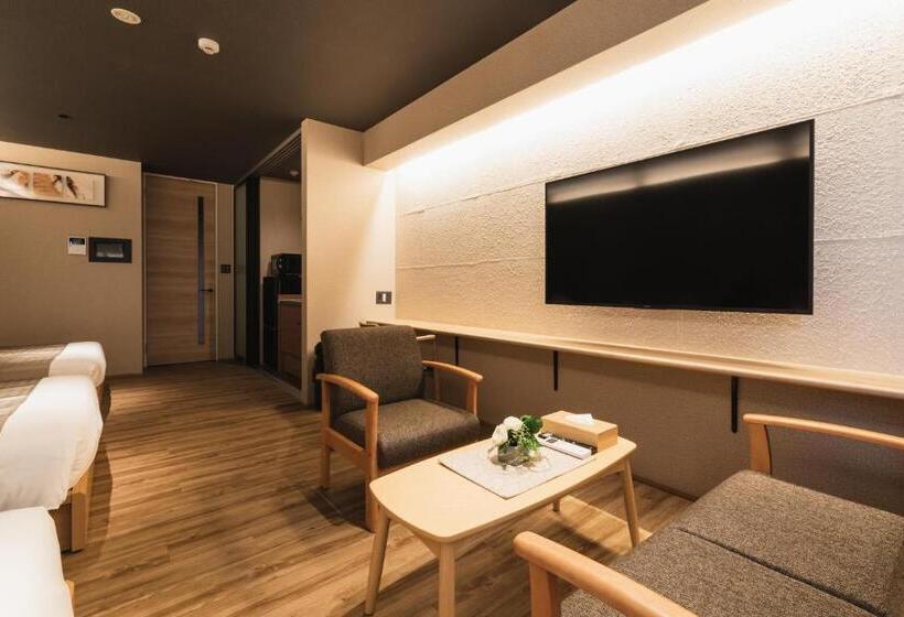 Семейный Номер Deluxe, Grand Base Beppu Ekihigashi