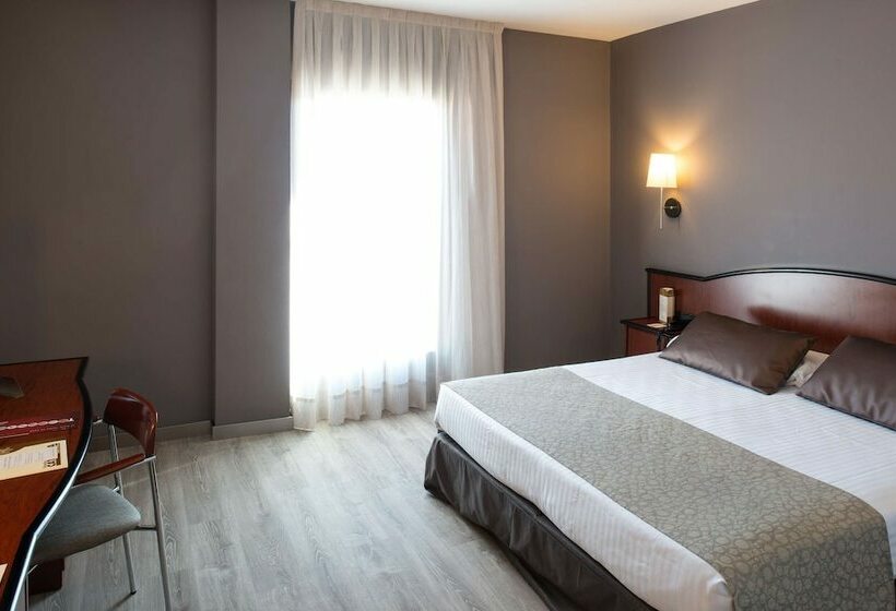 Номер Стандарт, Catalonia Gran Hotel Verdi