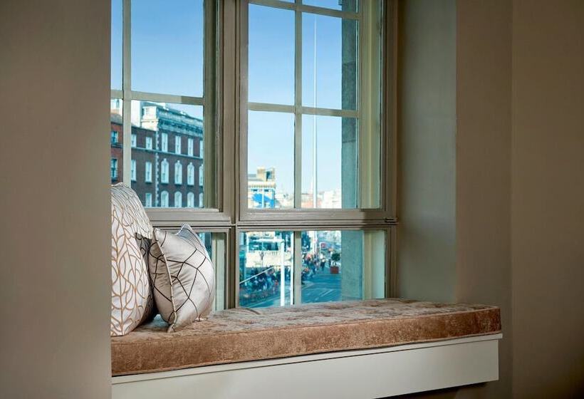 سوییت لوکس, The College Green Dublin Hotel, Autograph Collection
