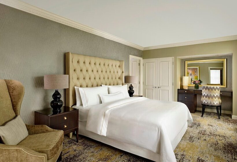 سوییت لوکس, The College Green Dublin Hotel, Autograph Collection