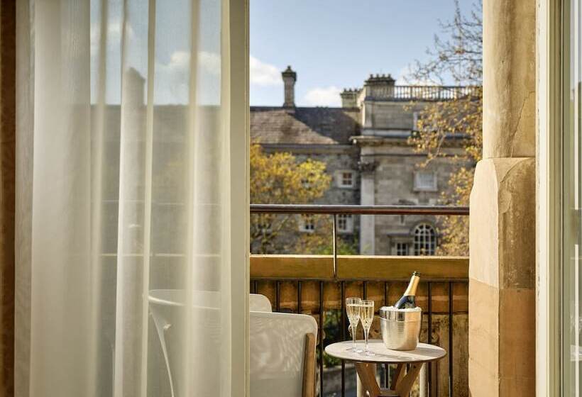 سوئیت پرزیدنت, The College Green Dublin Hotel, Autograph Collection
