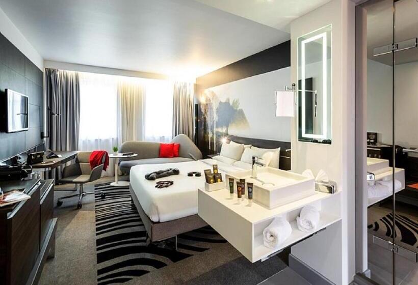 Люкс, Novotel London Tower Bridge