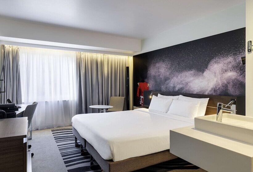 Номер Executive, Novotel London Tower Bridge