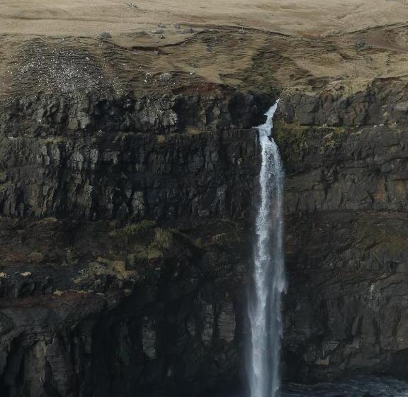 آپارتمان 1 خوابه با چشم‌انداز دریا, Gásadalur Apartments @ World Famous Waterfall