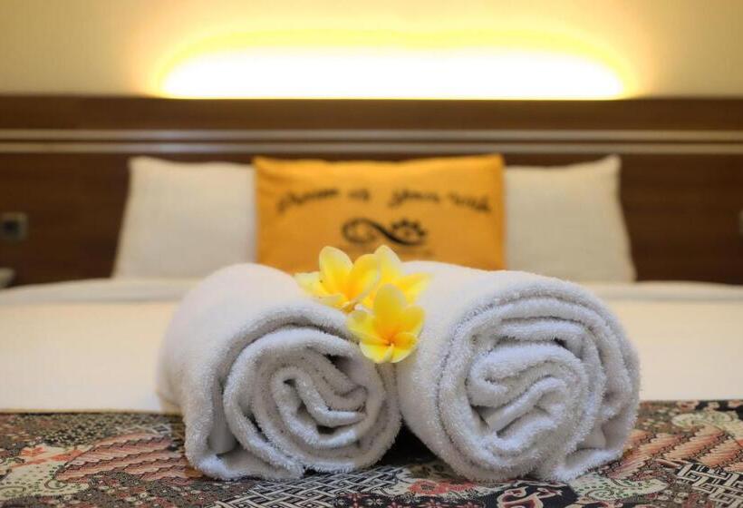 Номер Deluxe, Gapura Residence Airport Semarang By Sinergi