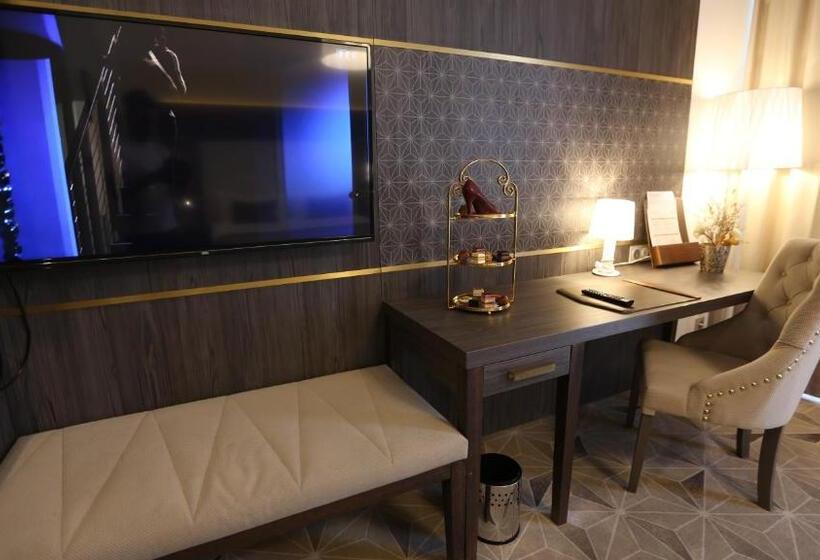Стандартный Номер Кровать Кинг, Rodina Hotel Spa & Conferences