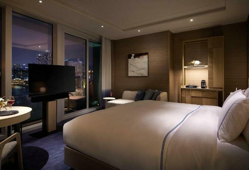 Habitación Premium Vista al Mar., Signiel Busan