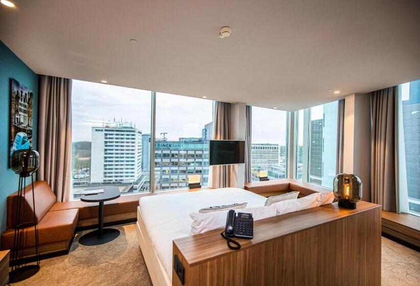 اتاق سوپریور با تخت بزرگ, Van Der Valk Hotel Amsterdam Zuidas  Rai