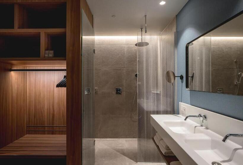 اتاق خانوادگی, Van Der Valk Hotel Amsterdam Zuidas  Rai