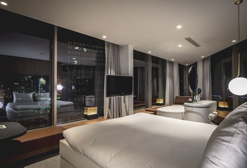 سوئیت با وان آب گرم, Van Der Valk Hotel Amsterdam Zuidas  Rai