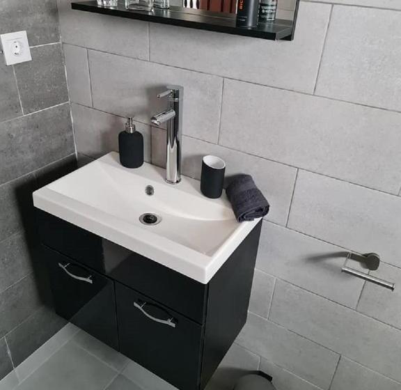 اتاق استاندارد با سرویس بهداشتی مشترک, Deluxe B&b Casa Alegria, Tarrafal