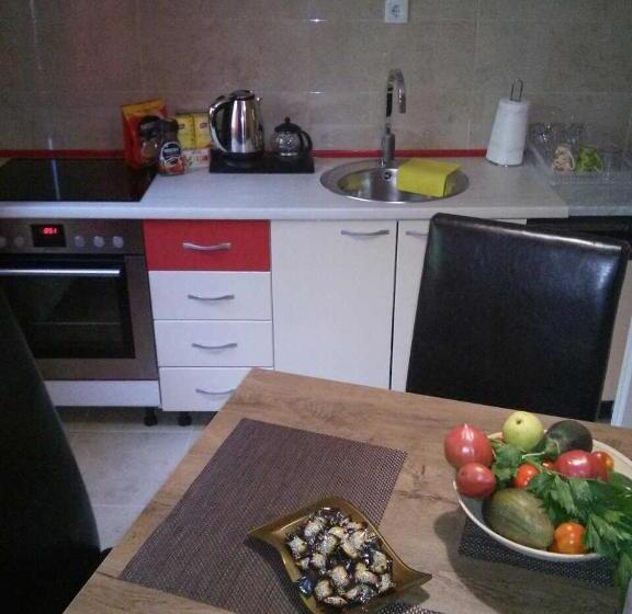 آپارتمان 3 خوابه, Apartman Nisa