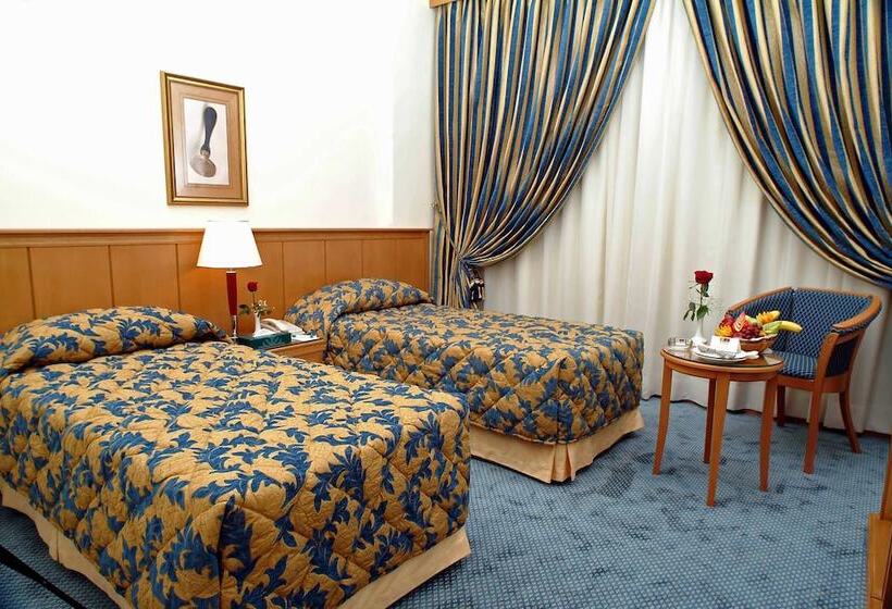 اتاق استاندارد سه نفره, Elaf Ajyad Hotel Makkah