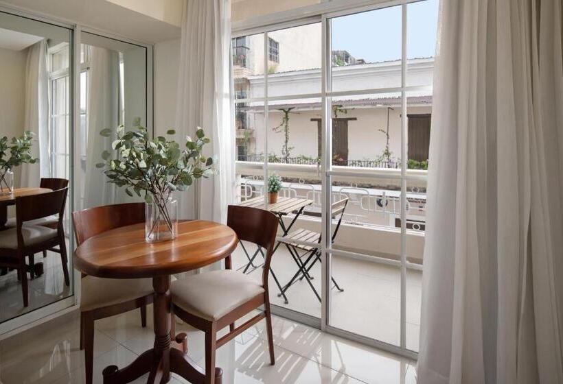 اتاق رویال, Hodelpa Caribe Colonial