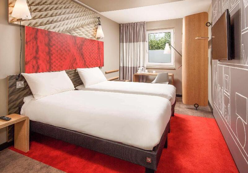 Номер Стандарт, Ibis London Docklands Canary Wharf