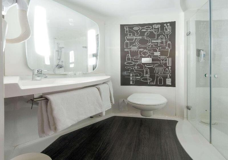 Семейный Номер, Ibis London Docklands Canary Wharf