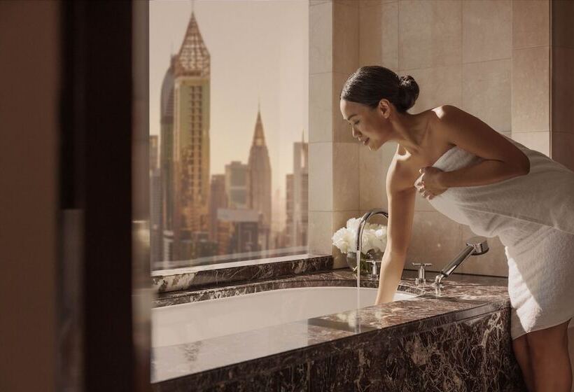 Президентский Люкс, Jumeirah Emirates Towers Dubai