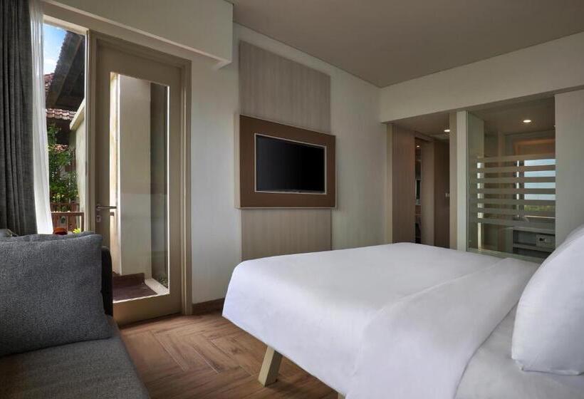 اتاق لوکس با چشم‌انداز دریا, Mercure Kuta Bali