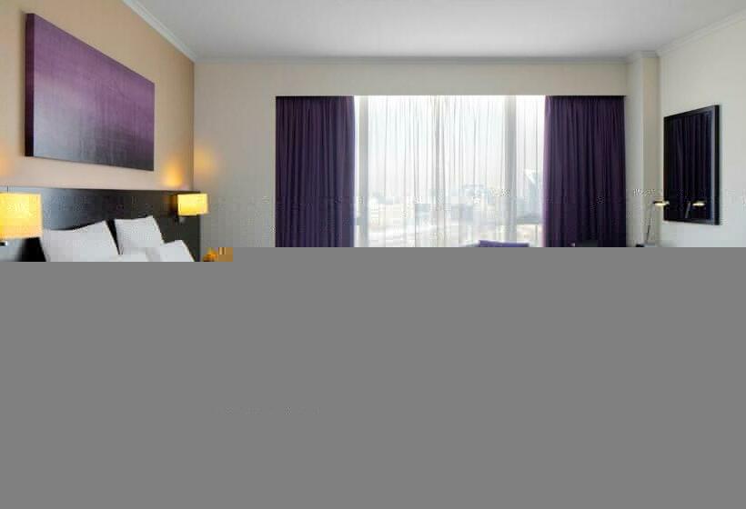 Номер Superior, Pullman Dubai Creek City Centre