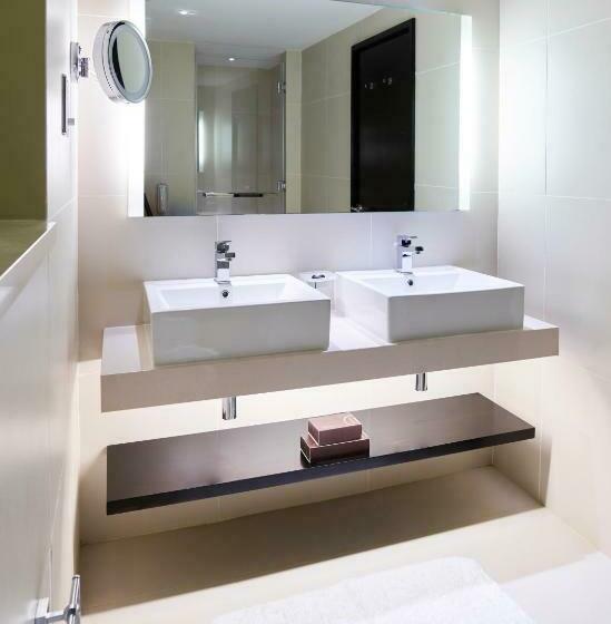 Семейный Номер, Pullman Dubai Creek City Centre