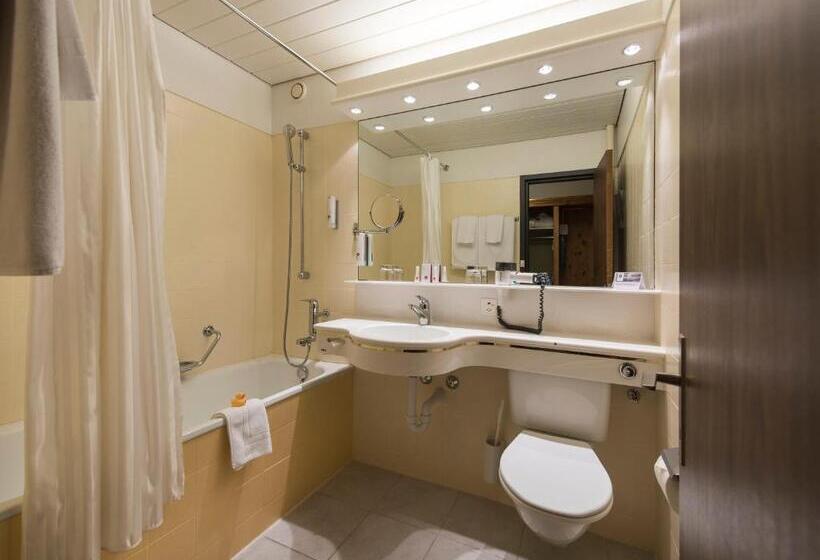 Classic room with balcony, Mountain Plaza