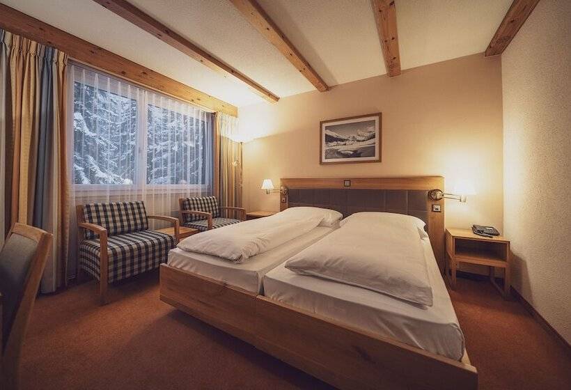 Classic room with balcony, Mountain Plaza