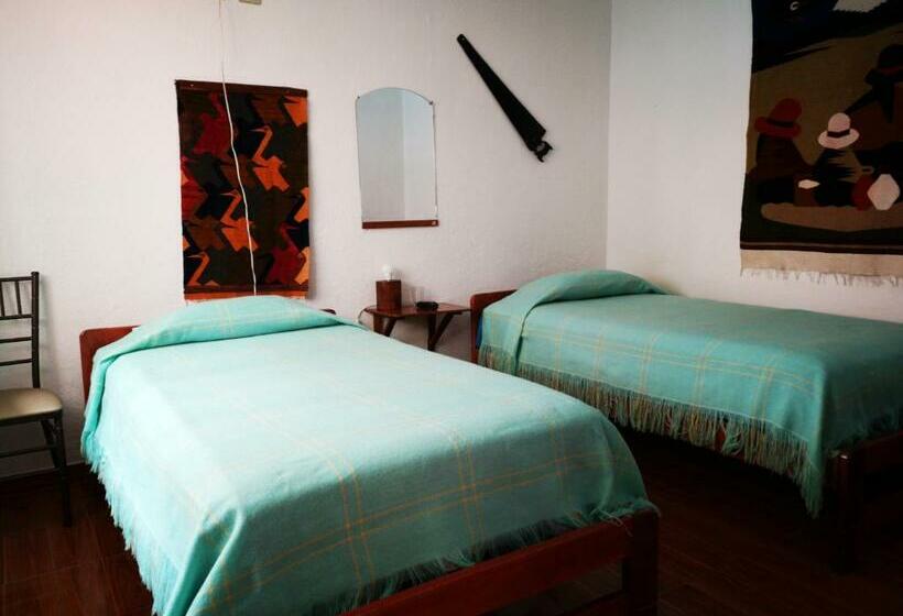 스탠다드 룸, Hostal Chimenea