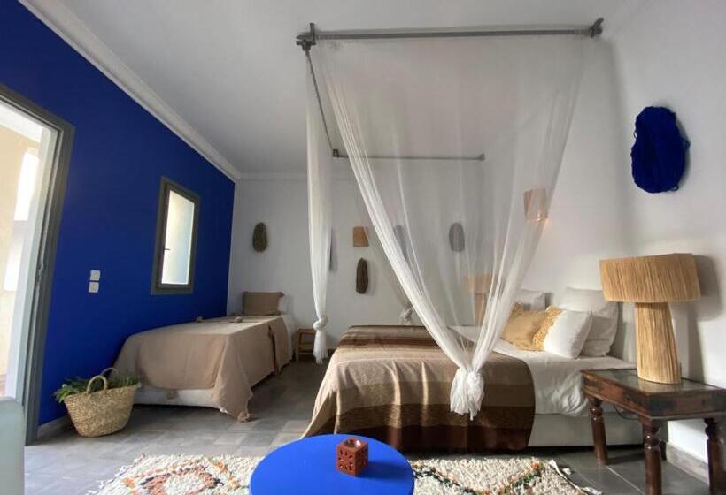 Семейный Номер, Le Patio Du Lac