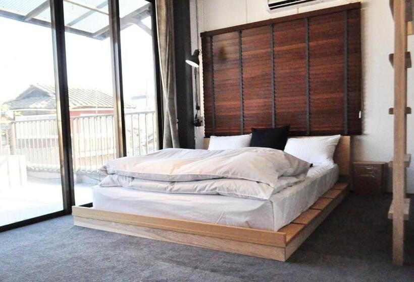 Standard Triple Room with Terrace, Sima Inn