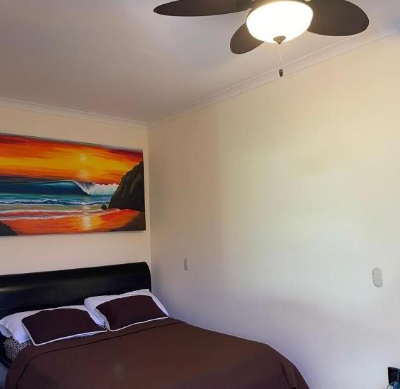 Студия Стандарт, Surf Inn Hermosa