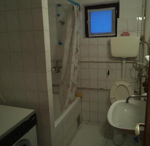 آپارتمان 2 خوابه, Apartments Zekovic