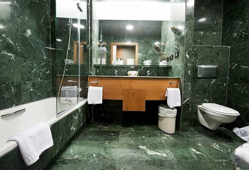Habitación Superior, Gran Hotel Lakua
