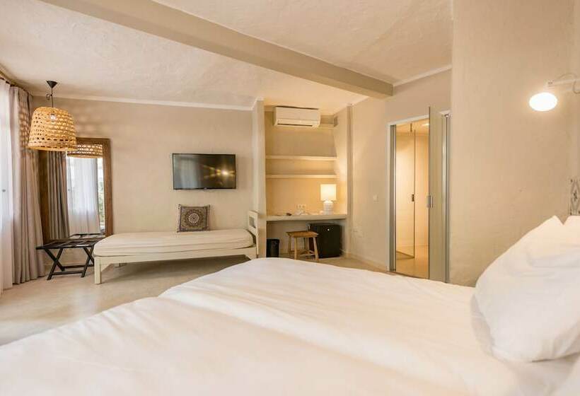 Номер Стандарт Вид на Сад, Marble Stella Maris Ibiza