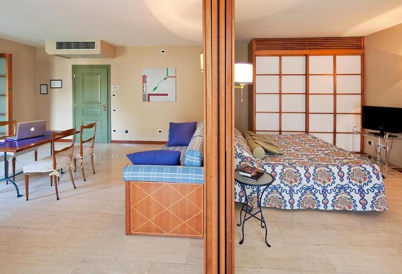 Люкс с Террасой, Villa Undulna  Terme Della Versilia