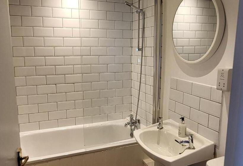 Трехместный Номер Superior, Unicorn Inn