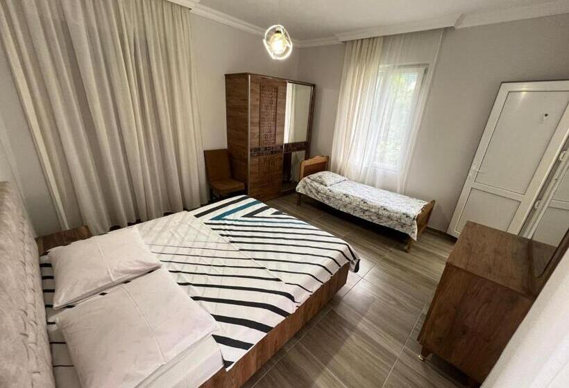 اتاق استاندارد سه نفره, Guest House In Gonio