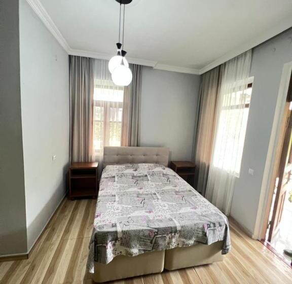 اتاق استاندارد سه نفره, Guest House In Gonio