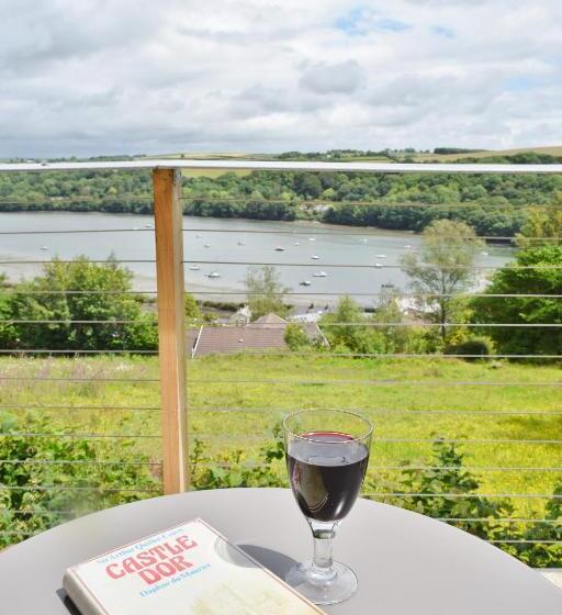 شقة غرفة واحدة, The Sanctuary Cornwall
