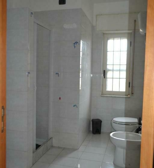اتاق خانوادگی, B&b Casa Di Lauro