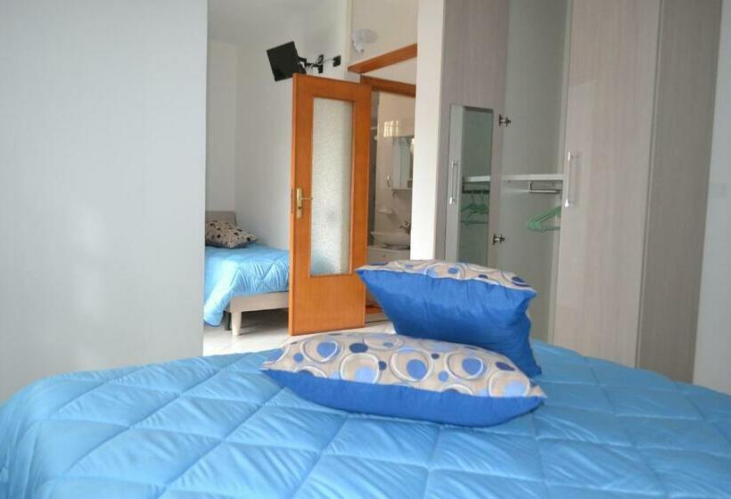 اتاق خانوادگی, B&b Casa Di Lauro