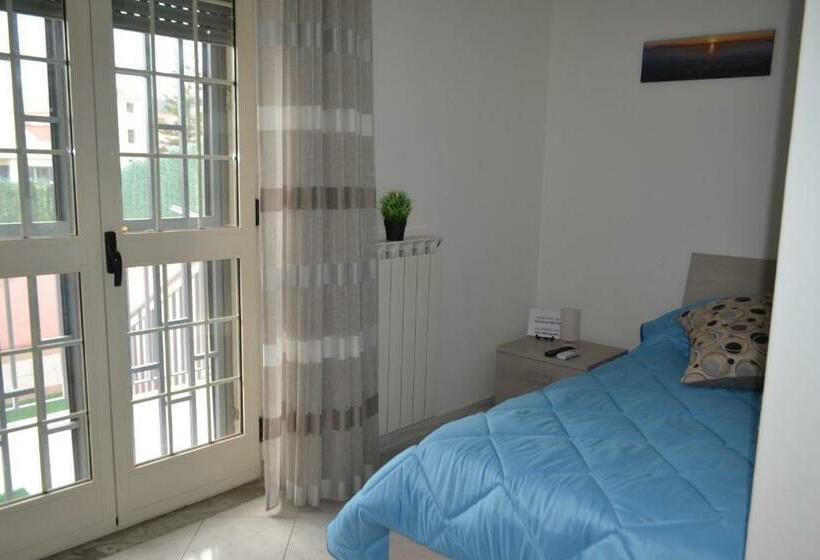 اتاق خانوادگی, B&b Casa Di Lauro