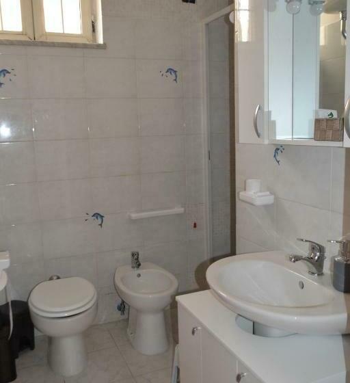 اتاق خانوادگی, B&b Casa Di Lauro