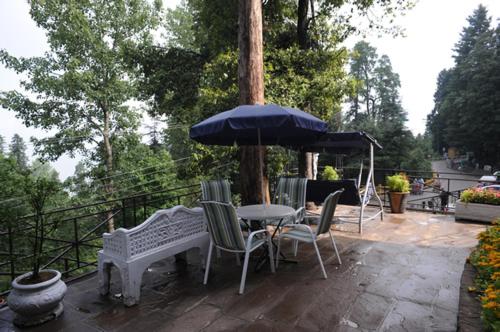 استودیوی استاندارد, Maisonette Firhill Resort